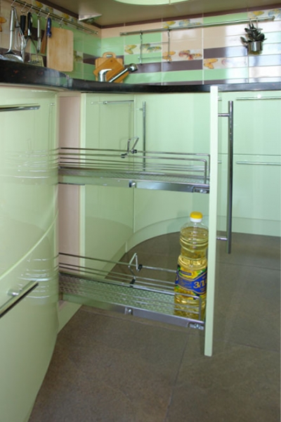 Угловая кухня фисташковая